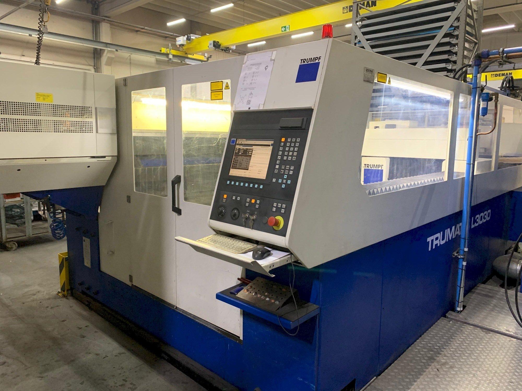 Trumpf Trumatic L3030 4kW + Liftmaster-maskinen framifrån