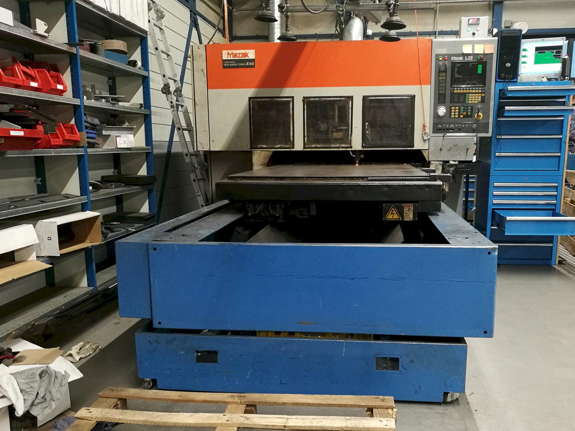 Mazak-maskinen framifrånSuper Turbo X48