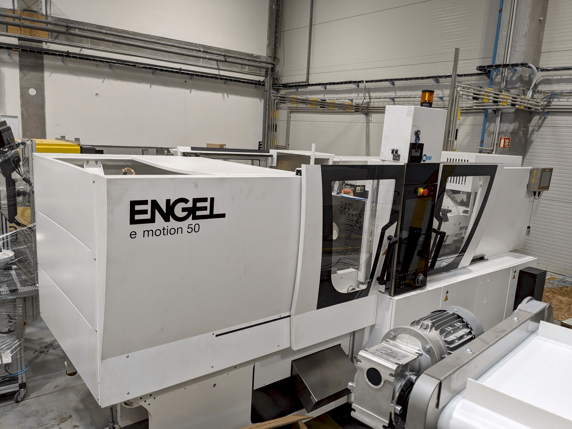 Engel e-motion 170/50 TL-maskinen framifrån