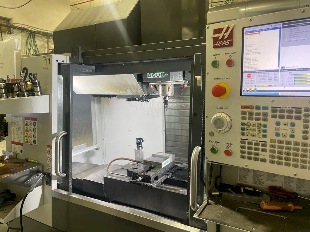 HAAS VF-2SS-maskinen framifrån