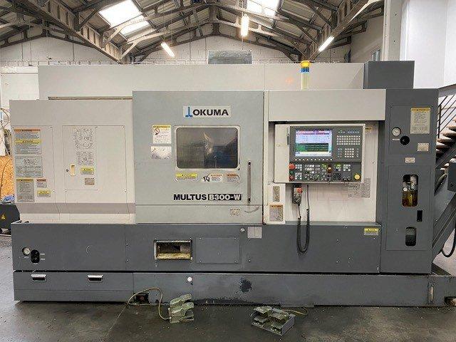 Okuma MULTUS B300-W-maskinen framifrån