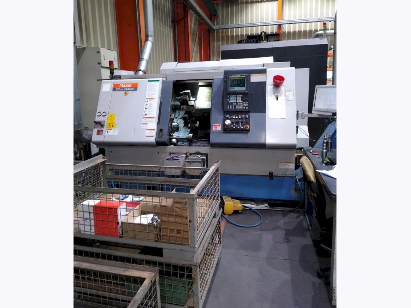 Mazak SQT-250 MSY-maskinen framifrån