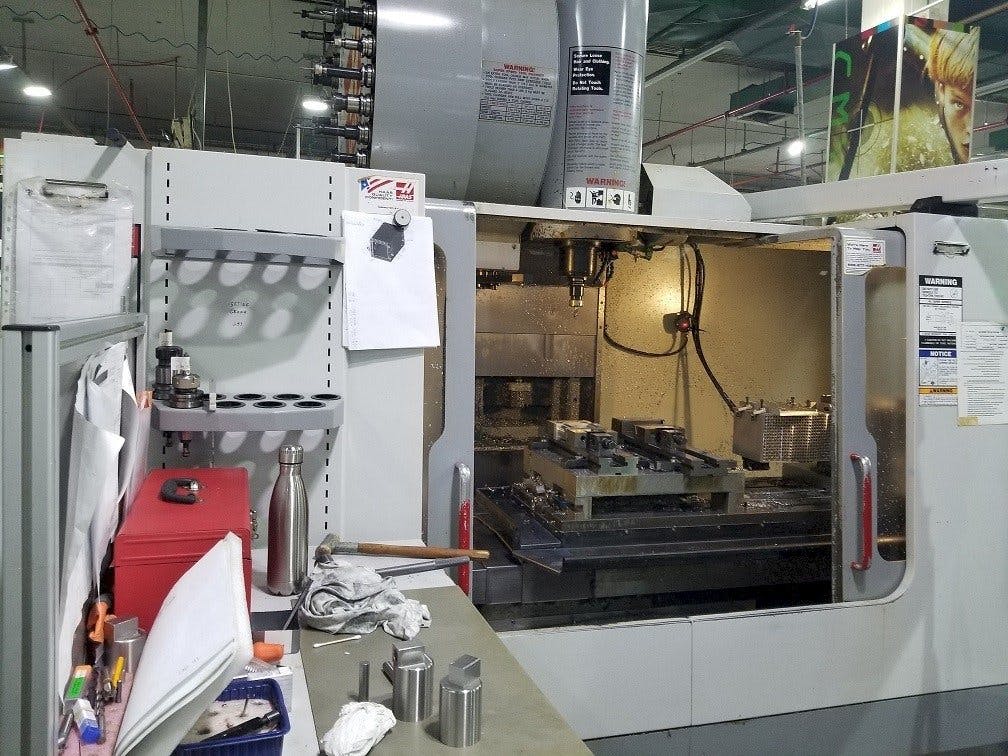 HAAS VF-4SS-maskinen framifrån