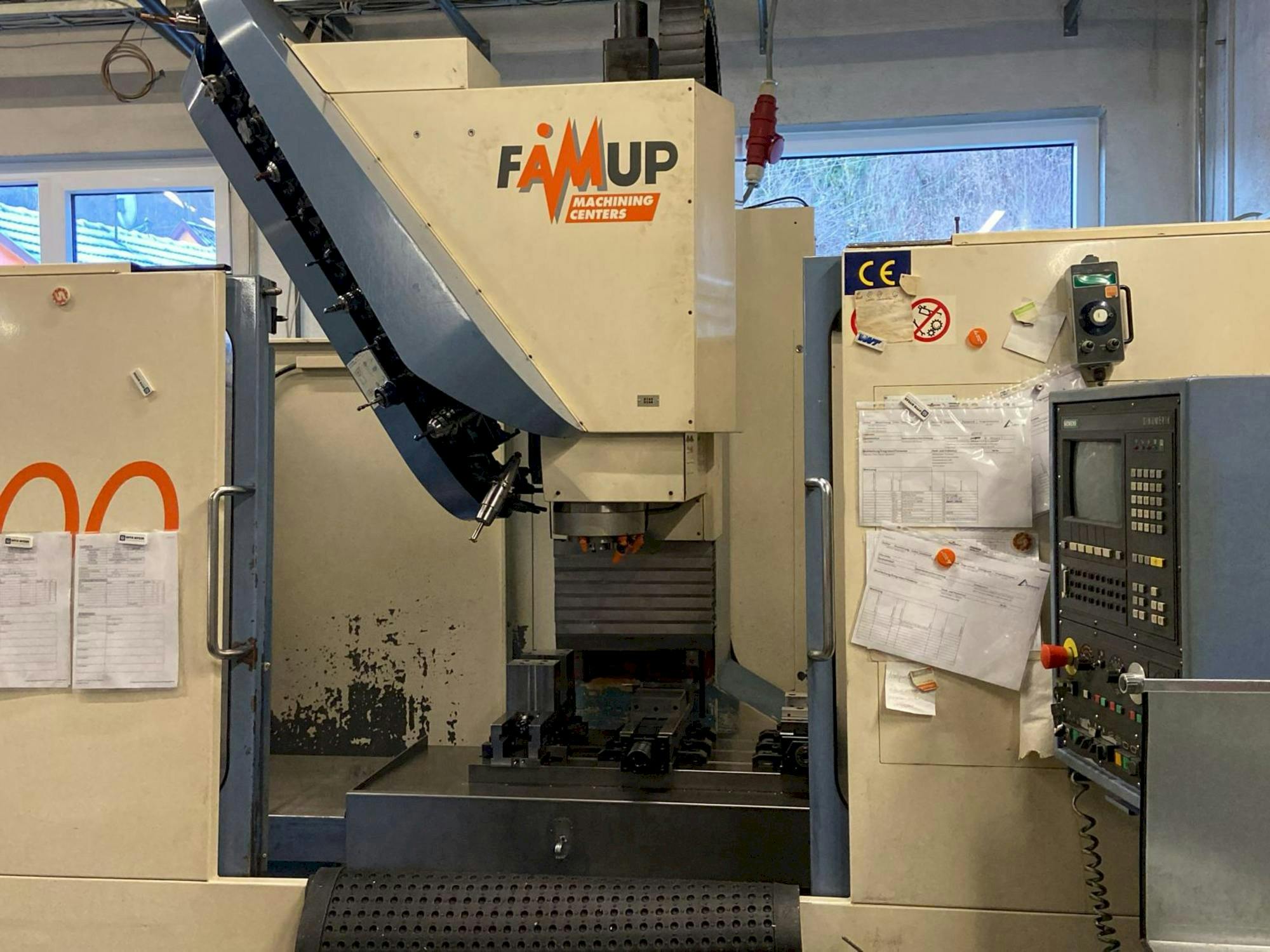 FAMUP MCX1000-maskinen framifrån