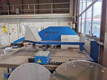 BOSCHERT PL 150 CNC Z-maskinen framifrån