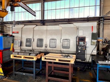 Mazak SVC 2000L/120-maskinen framifrån