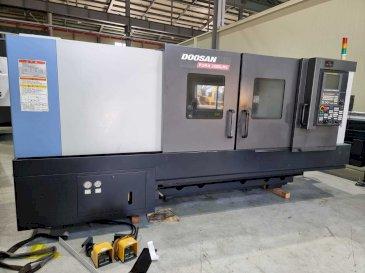 Doosan PUMA 2600LMS-maskinen framifrån