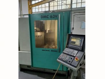 DECKEL MAHO DMC 63V-maskinen framifrån