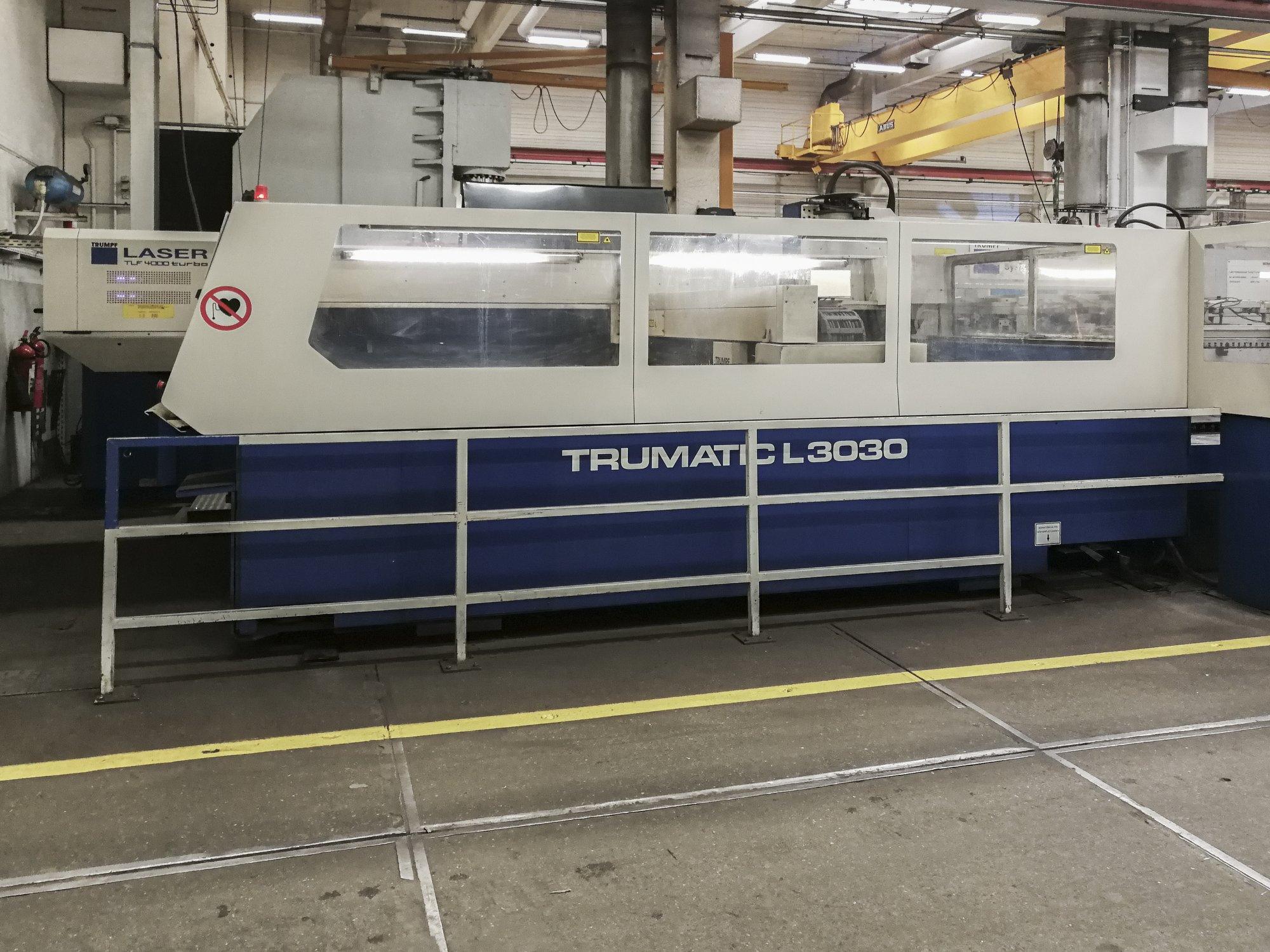 1 Trumpf-maskinen sedd från vänsterTrumatic L3030