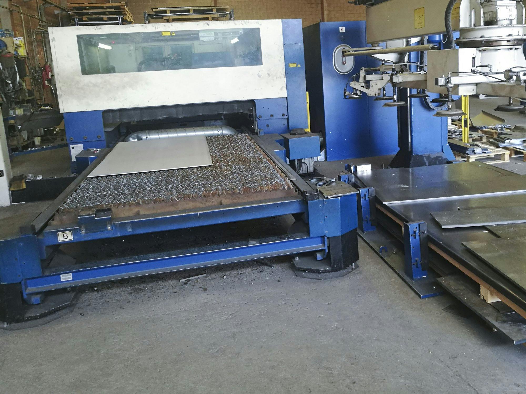 Trumpf-maskinen framifrånTrumatic L3050