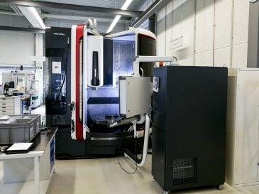 DMG MORI-maskinen framifrånLASERTEC 65