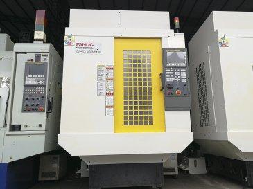 FANUC-maskinen framifrånα-D14MiA