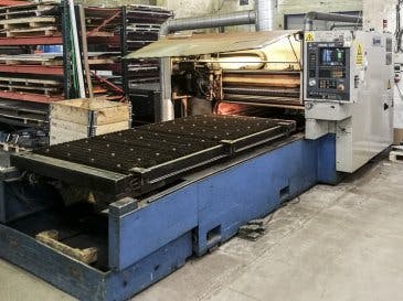 Mazak-maskinen sedd från vänsterLASER-PATH NEW SUPER TURBO X48